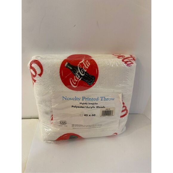 Coke Cola Novelty Printed Throw blanket 45x60 USA new 45x60 irregular - Picture 1 of 2